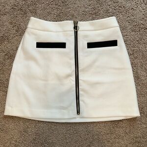 Express mini skirt